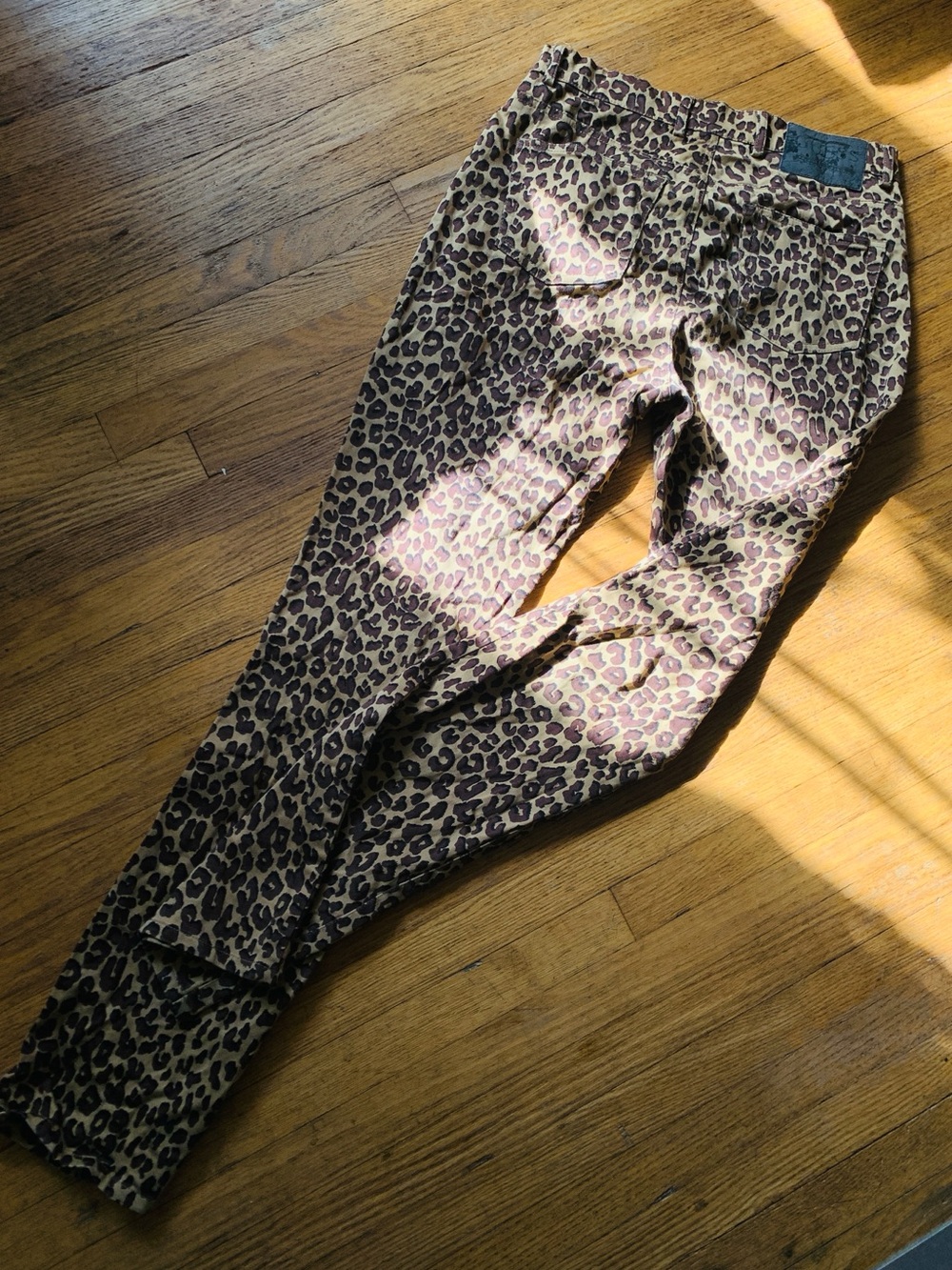 Awesome Vintage GUESS leopard print stretchy jeans🐆❤️